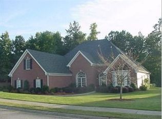 2709 White Rock Dr, Buford, GA 30519