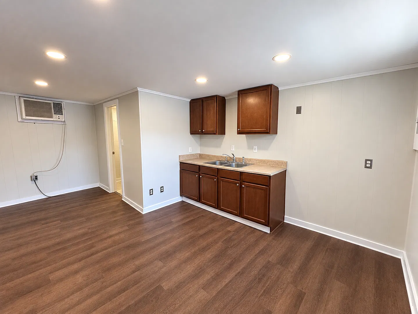 2 bedroom close to MSU — Photo 4