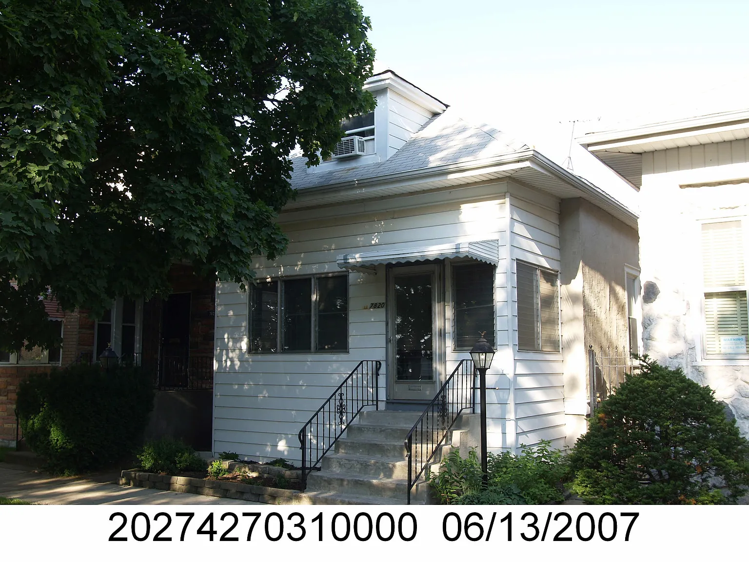 7820 S Saint Lawrence Ave photo 1