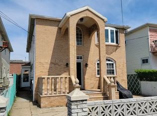 140 Beach 61 St, Arverne, NY