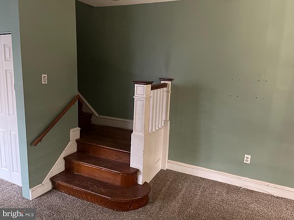 5th image of 7431 Lawndale Ave