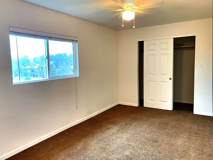 762 Chamberlain St — Photo 8