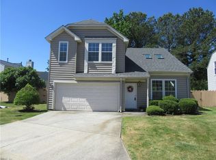 312 Oak Lake Ter, Chesapeake, VA 23320