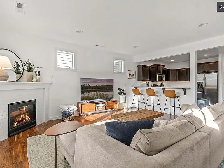 20240 Brumby Ln — Photo 7