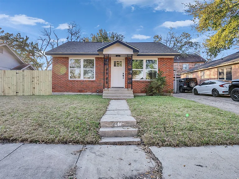2416 Cumberland St — Photo 25
