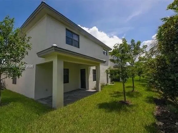 17552 SW 46th St, Hollywood, FL 33029