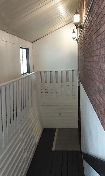 66 Penetang St #4 — Photo 5