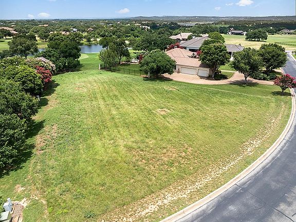 5th image of 2200 Lauren Dr