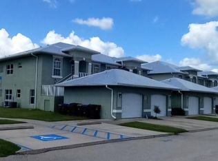 Emerald Oak Apartments, North Pt, FL 34287