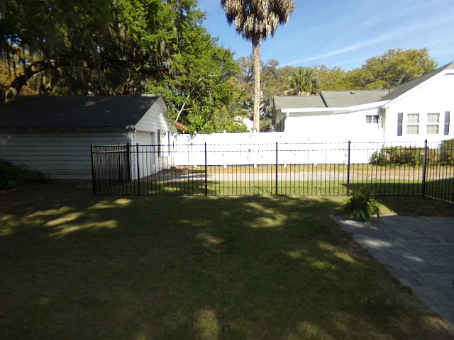 2105 North St — Photo 26