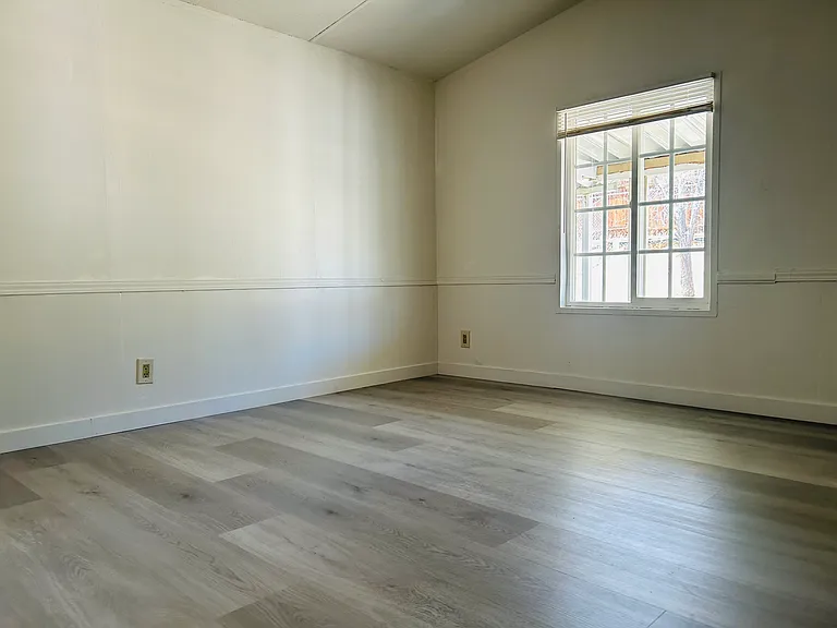 13834 Rodeo Dr — Photo 4