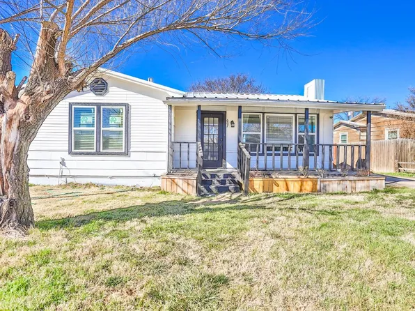 607 Fir St, Idalou, TX 79329
