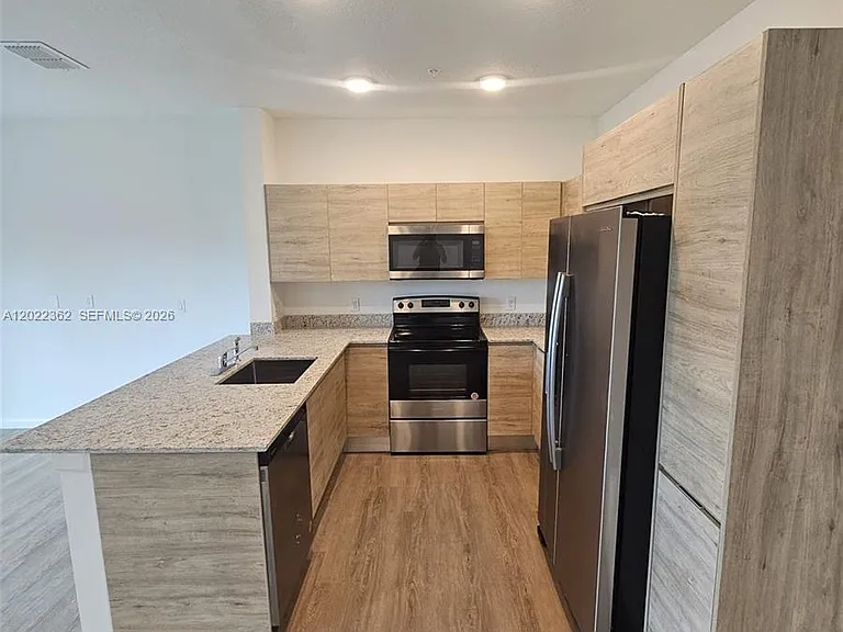1201 Southstation Pl #108 — Photo 5