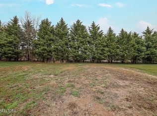 1568 Tsuga Dr, Alcoa, TN 37701