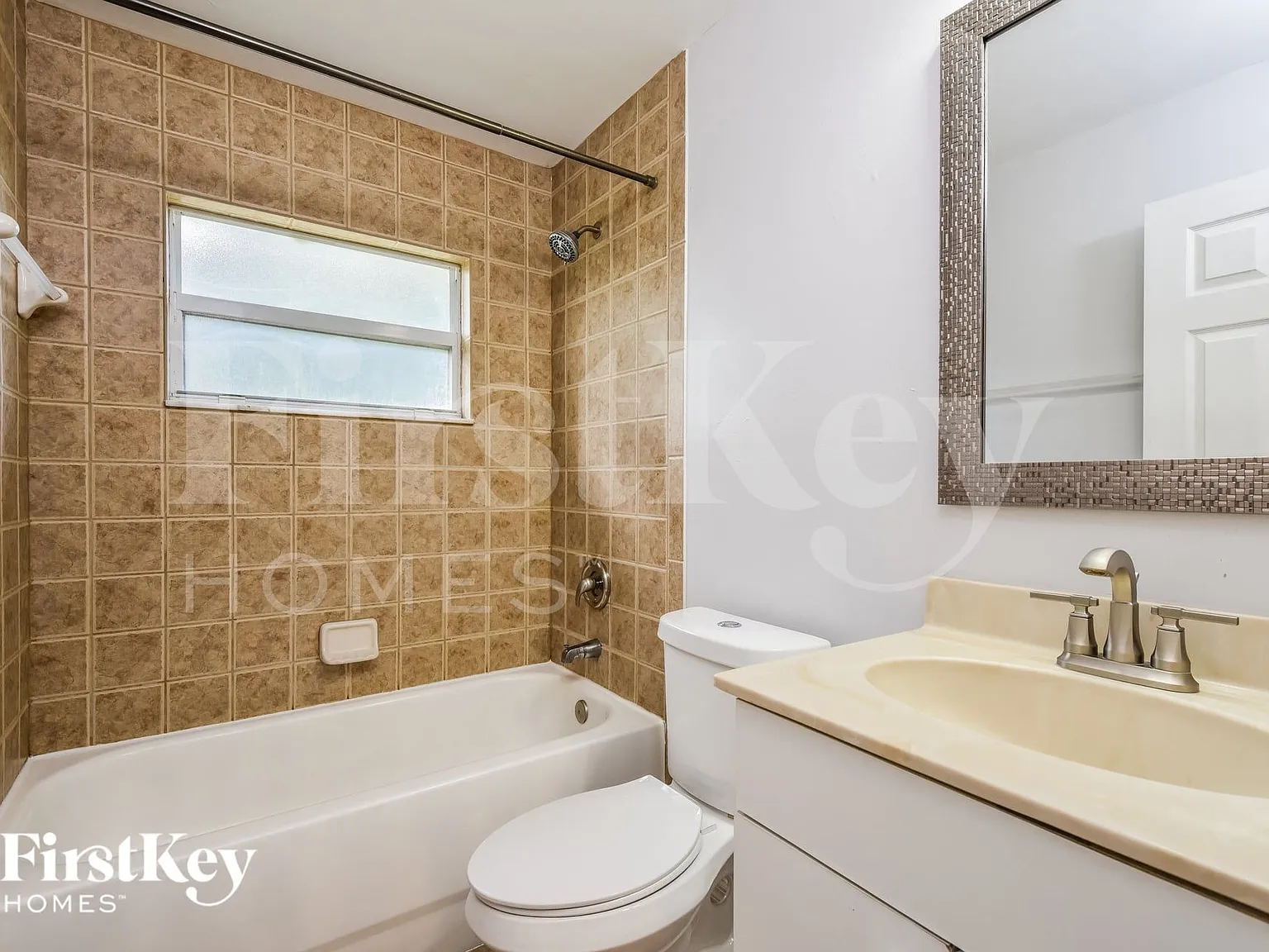 3 bed, 2.0 bath, 1404 sqft, $1,860 — Photo 1