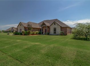 14212 Old Barn Rd, Edmond, OK 73025