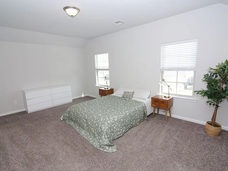 6720 Tiger Pointe Dr — Photo 13