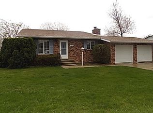 1039 Carter St, Marseilles, IL 61341