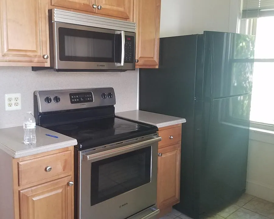 205 W Lancaster Ave #2