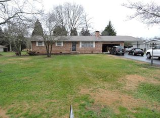 7233 Oakmeade Rd, Powell, TN 37849