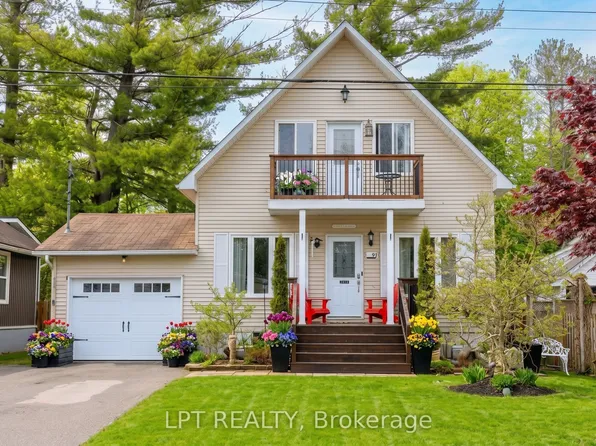 11 Hardwood Dr, Georgina, ON L0E 1L0