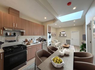 472 Irving Ave #3, Brooklyn, NY 11237