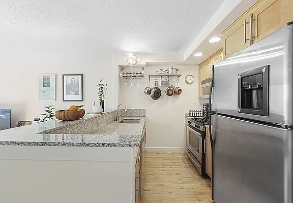 4th image of 53 Boerum Pl APT 5D