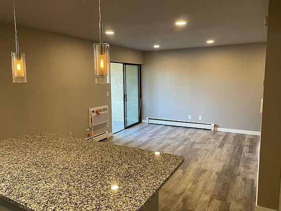 3rd image of 3035 Oneal Pkwy APT T11