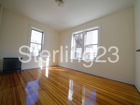 2nd image of 3946 27th St APT 3D