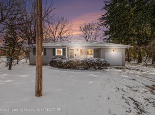 282 Harrison St, Lapeer, MI 48446