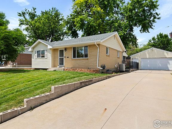3rd image of 11933 Quam Dr