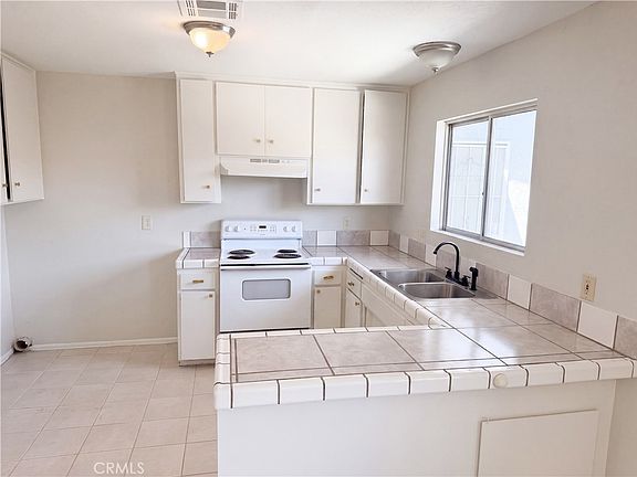 2nd image of 52990 Avenida Diaz