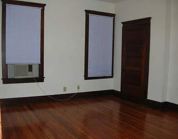 1 bed, 900 sqft, $950 — Photo 4