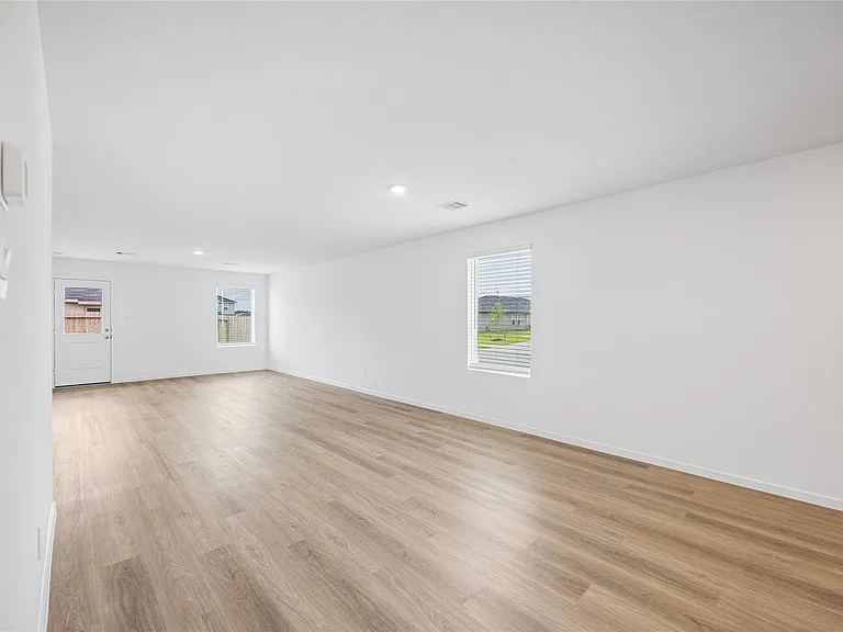 18317 Reimann Ln — Photo 15