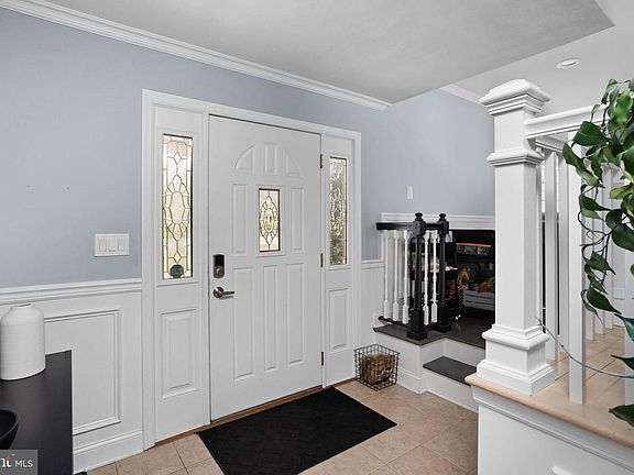 4th image of 115 Edgebrook Rd