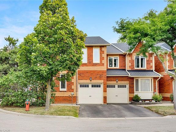 2nd image of 2006 Glenada Cres #7