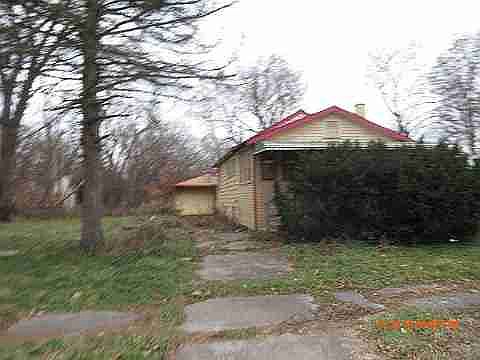 17201 Oakfield