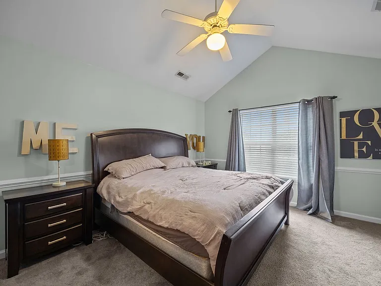949 Pensford Dr — Photo 17