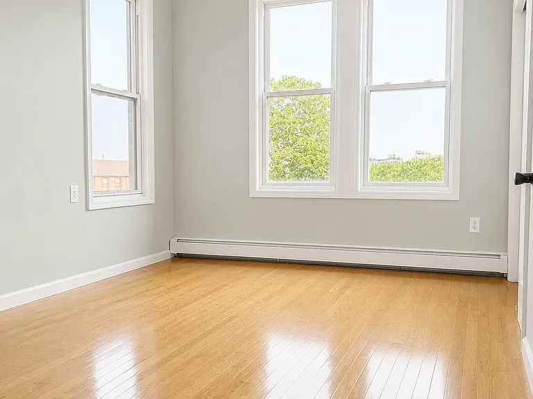 68 Sunnyside Ave #2 — Photo 3