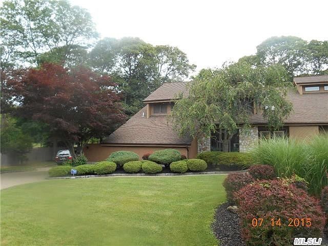 1st image of 11 Lavender Ln
