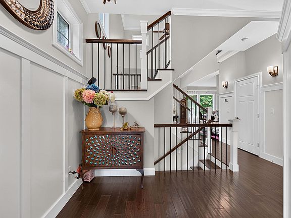 3rd image of 16285 26b Ave