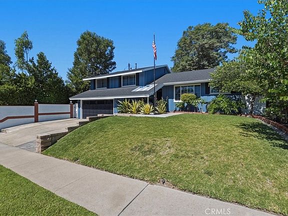 3rd image of 761 Sturbridge Dr