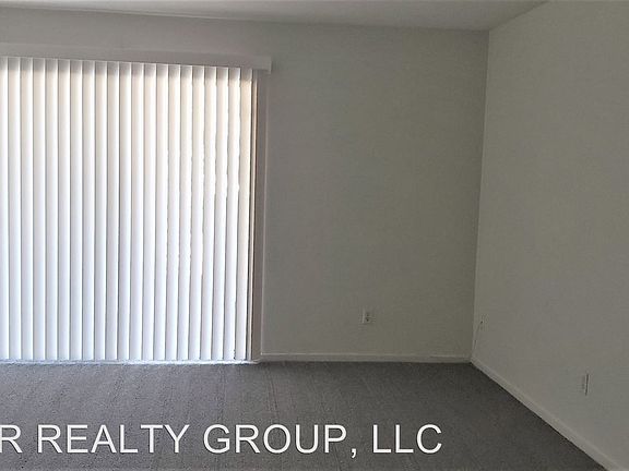 5th image of 4555 E Sahara Ave Unit 241