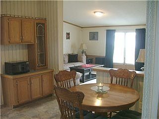 2nd image of 862 Samantha Cir