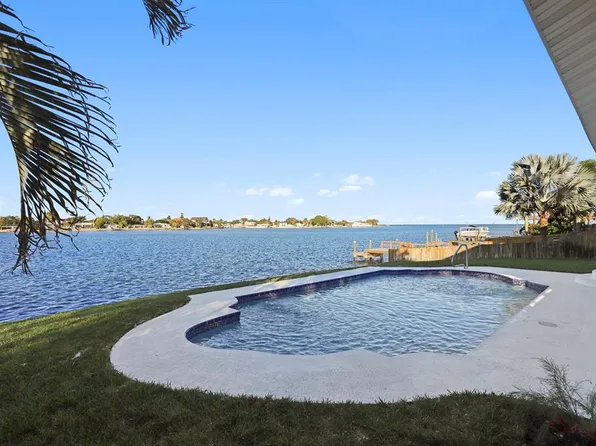 3234 Coquina Key Dr SE, Saint Petersburg, FL 33705