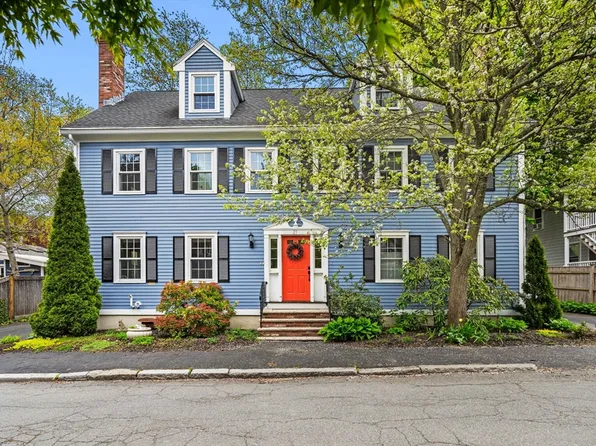 21 Madison St #A, Newburyport, MA 01950