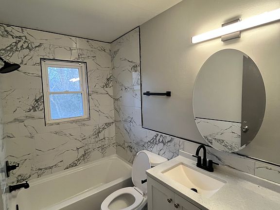 2nd image of 3000 Benchwood Rd #2986