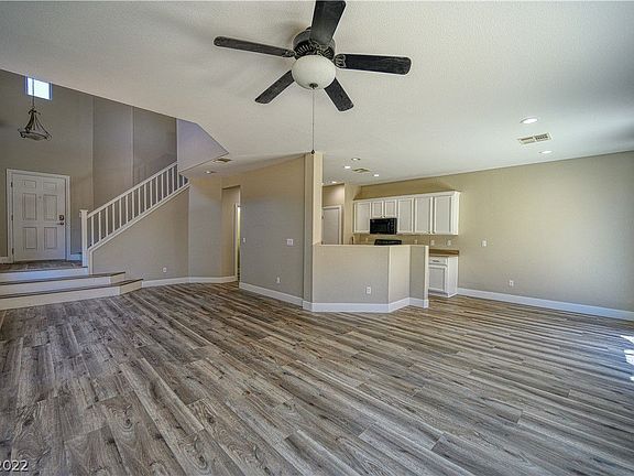 4th image of 671 Marlberry Pl