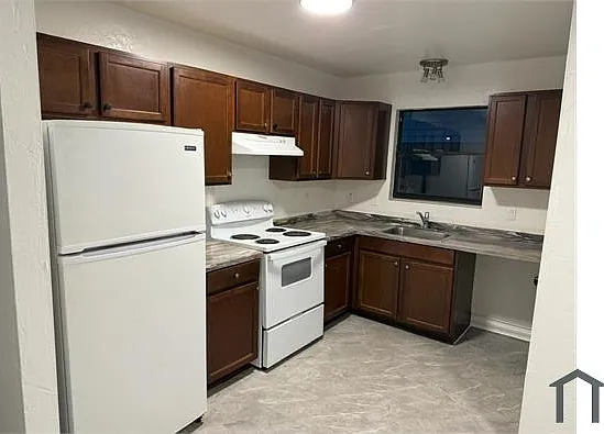 2 bed, 1082 sqft, $1,250 — Photo 1