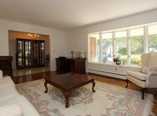 114 Gatto Ln, Pearl River, NY 10965